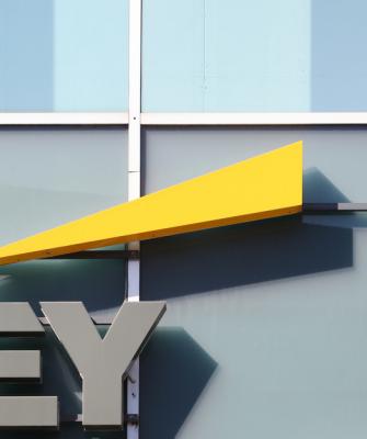 Ernst-&-Young-EY