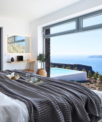 Cocomat-Hotel-Santorini