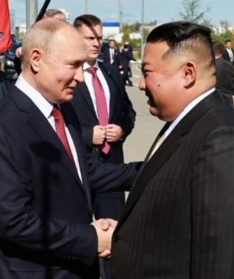 Putin-Kim-Yong-Oun