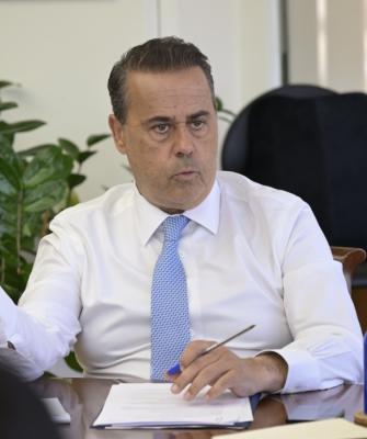 Επιχειρηματίας συζήτηση γραφείου