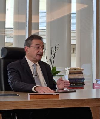 Φωκίων Καραβίας