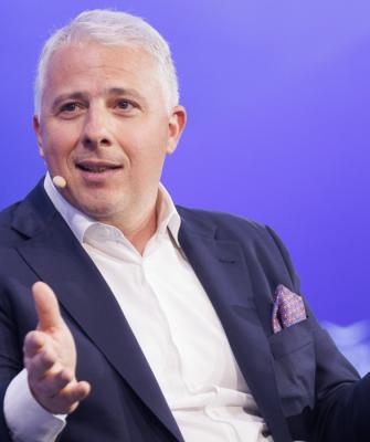 Βασίλης Καραμούζης