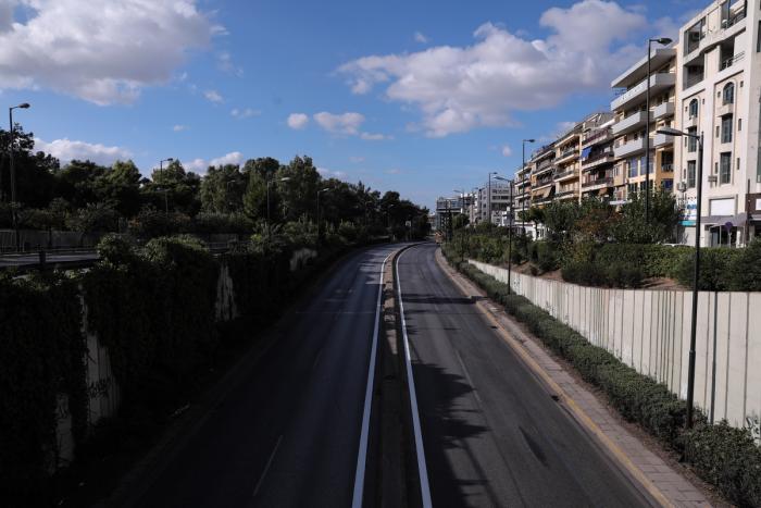 Άδειοι δρόμοι ΑθήνΆαδςειος δρόμος Αθήνας