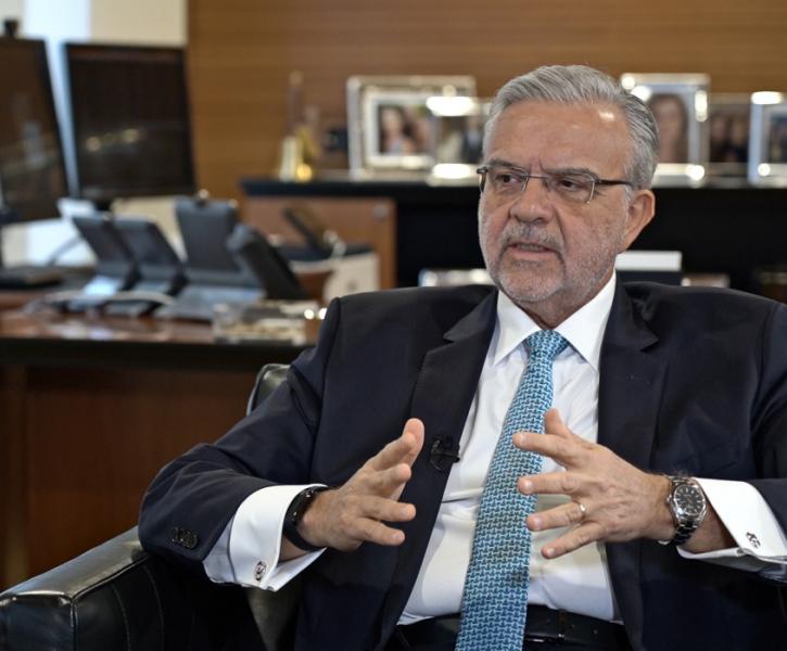 megalou, piraeus, bank, businessdaily