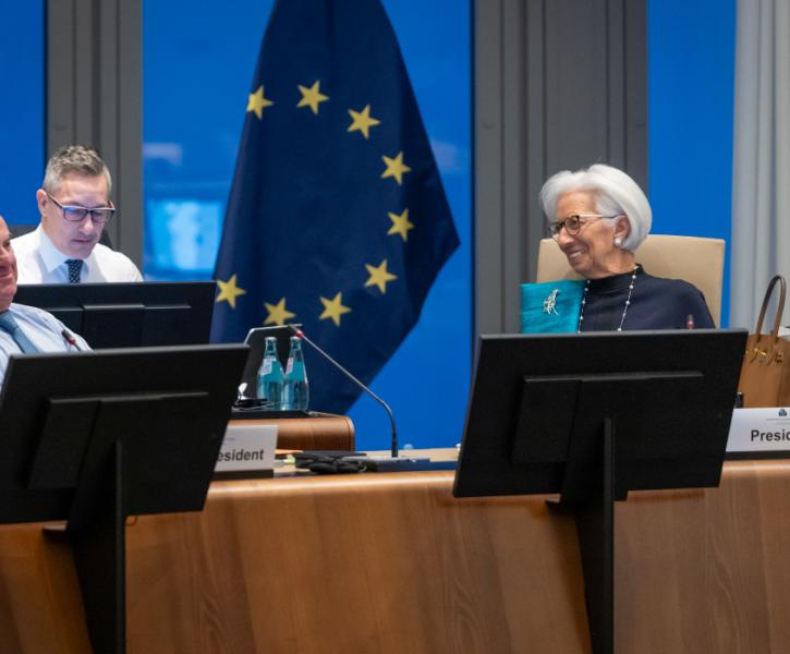 Λαγκάρντ - ΕΚΤ 