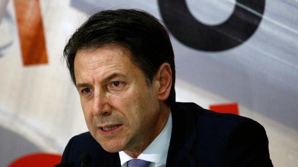 Στα πρόθυρα πολιτικής κρίσης η Ιταλία μετά την παραίτηση 2 υπουργών | Business Daily