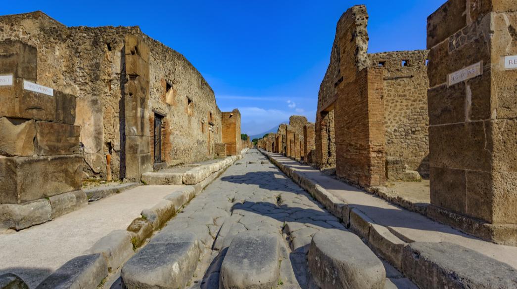 italy-pompeii-pompiia