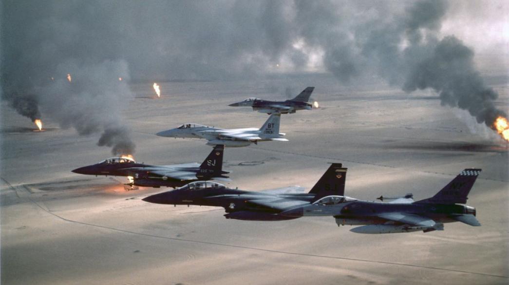 Desert Storm, Gulf War, Polemos tou Kolpou, Iraq, USA