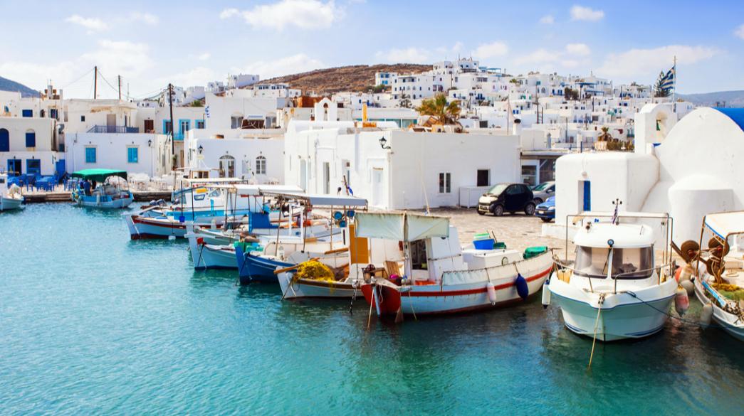 paros-nisia