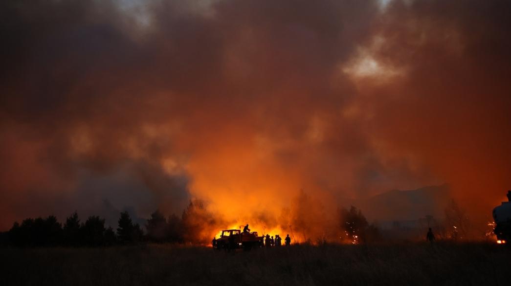 Wildfire in Varibobi, Attica on August 3, 2021. Πυρκαγιά στην Βαρυμπόμπη Αττικής, 3 Αυγούστου 2021