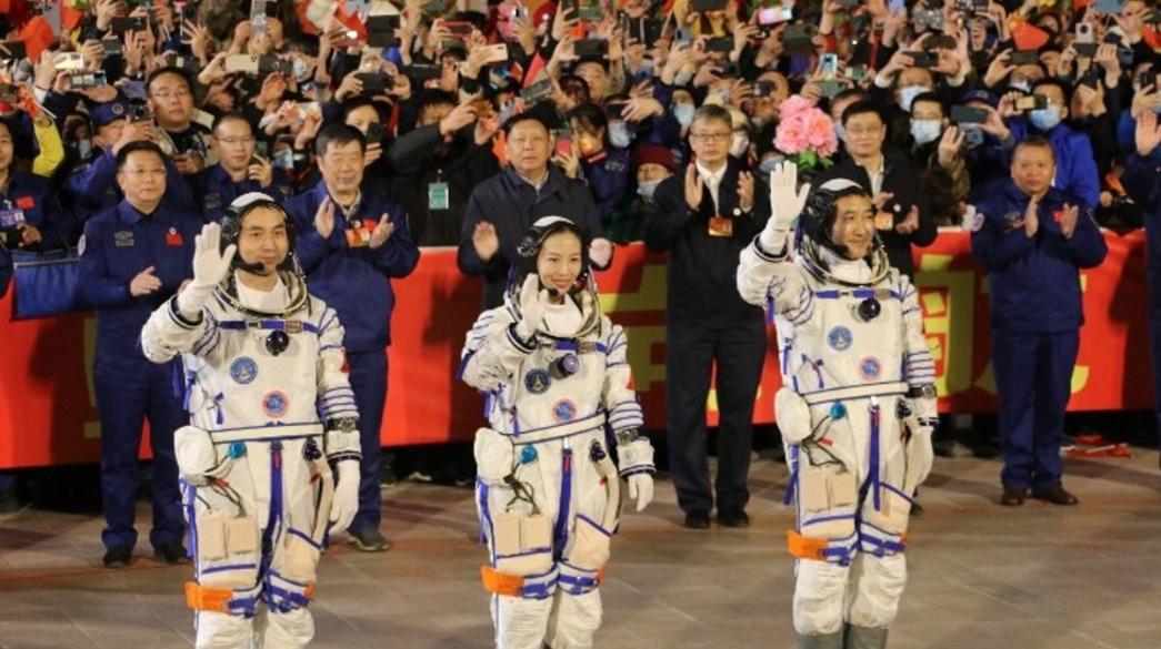Kina-astronaytes