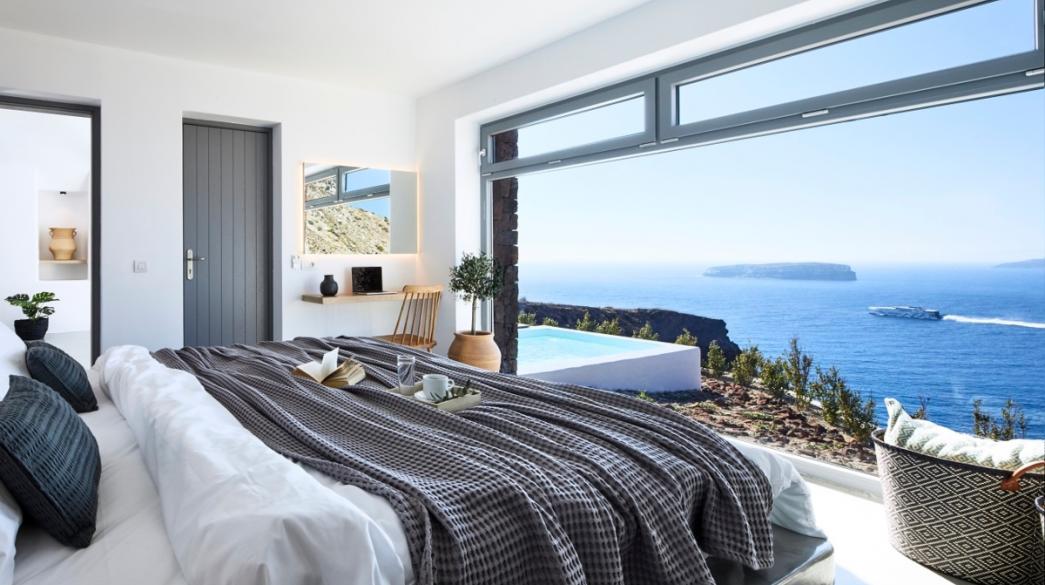 Cocomat-Hotel-Santorini