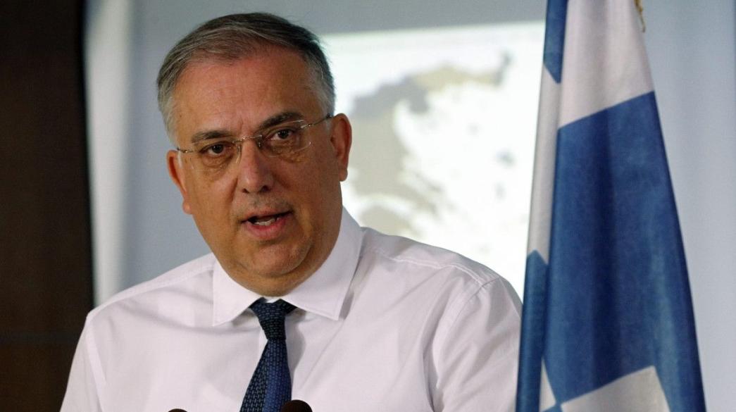 Τάκης Θεοδωρικάκος σε συνέντευξη Τύπου Τάκης Θεοδωρικάκος