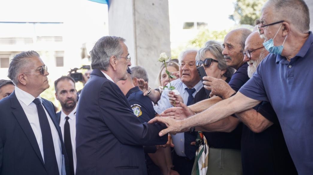 Κηδεία της Λένας Σαμαρά 