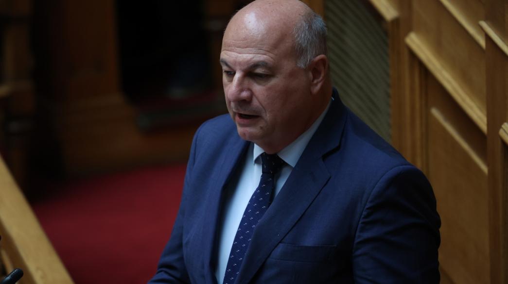 Κώστας Τσιάρας στη ΒουλήΚώστας Τσιάρας ΒοΚυώλσήτας Τσιάρας ομιλία Βουλή