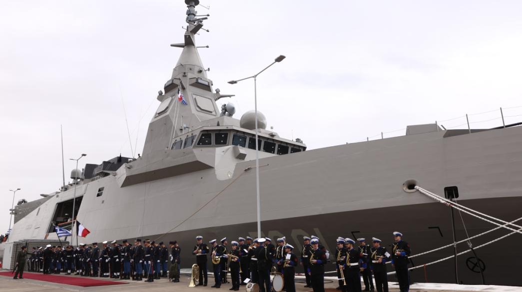 Η φρεγάτα Μπελαρά Κίμων στον ναύσταθμο Σαλαμίνας