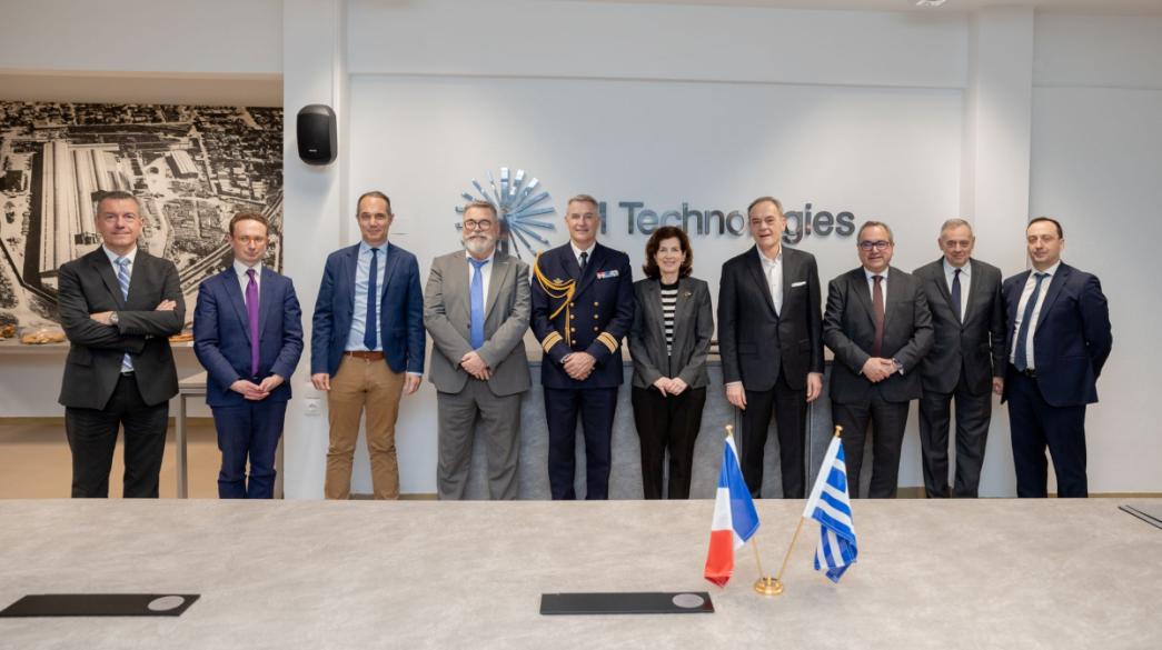 Υπεύθυνοι που υπέγραψαν την συνεργασία της Metlen και της Naval