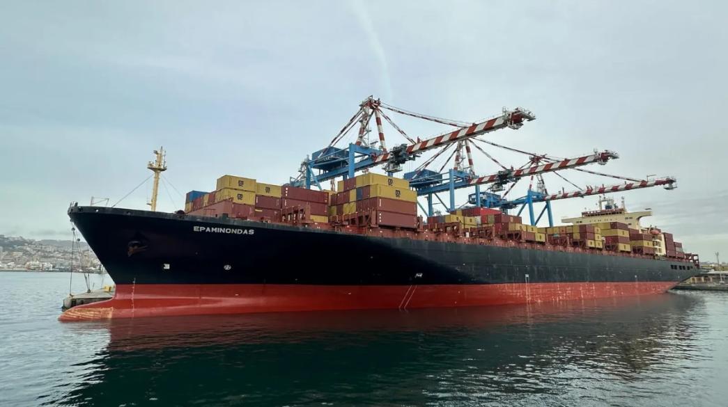 EΠΑΜΕΙΝΩΝΔΑΣ ΠΛΟΙΟ