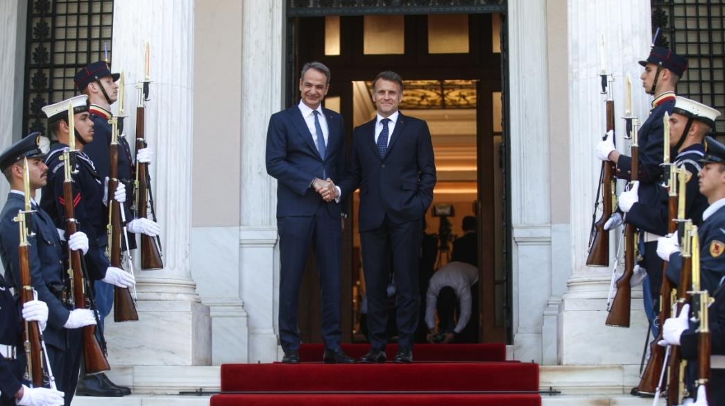 Κυριάκος Μητσοτάκης και Εμανουέλ Μακρόν