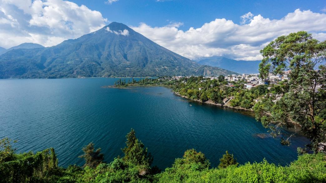 Βολκάν Ατιτλάν λίμνη