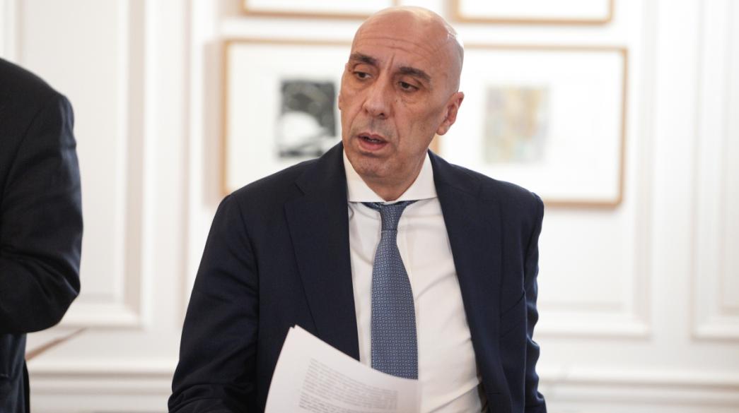 Μπρατάκος-ΕΒΕΑ