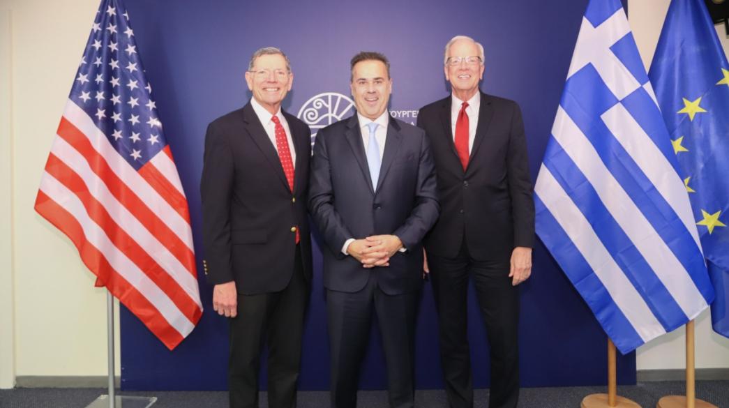 Παπασταύρου, Μόραν