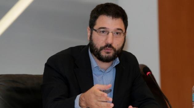 Νάσος Ηλιόπουλος πορτρέτο