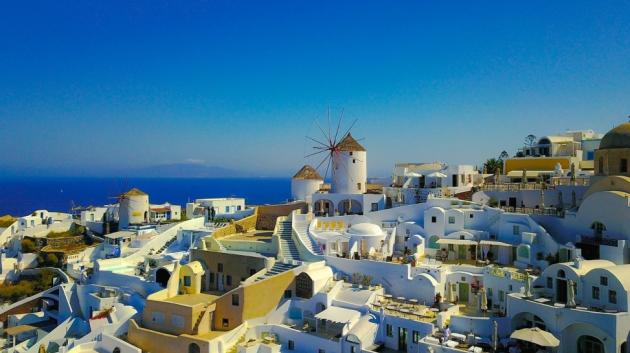 Σαντορίνη αεροφωτογραφία κτίρια