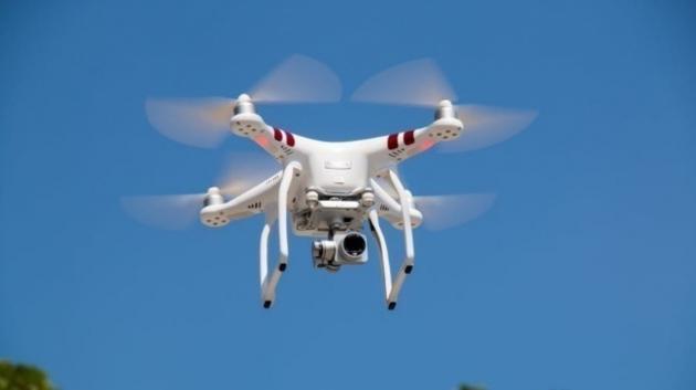 drone σε πτήση