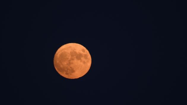 Πανσέληνος στον ουρανό