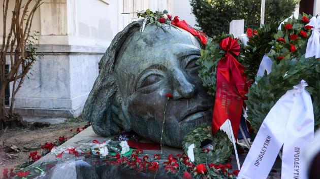 Κεφάλι αγάλματος Πολυτεχνείου