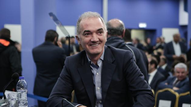 Μάριος Σαλμάς χαμογελαστός