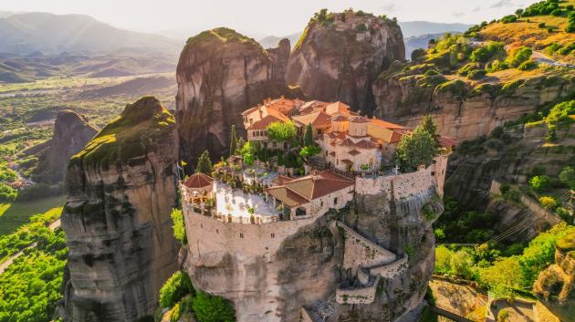 Μετέωρα μοναστήρι άποψη