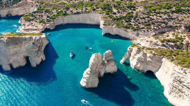 Κλέφτικο Μήλος παραλία