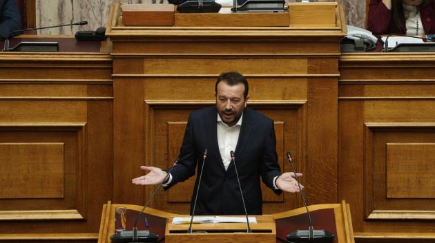 Νίκος Παππάς στη Βουλή