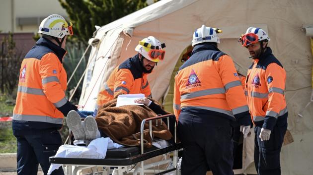 πλήρωμα διασώστες επί το έργον