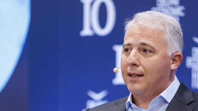 Βασίλης Καραμούζης πορτρέτο