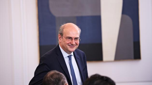 Κωστής Χατζηδάκης πορτραίτο