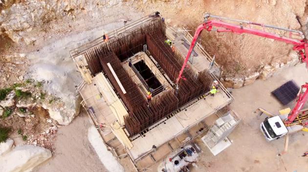 Έργα, Κατασκευές