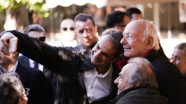 Μητοτακης, πολιτες