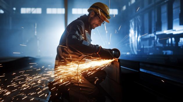 Εργάτης σε βιομηχανία μετάλλου