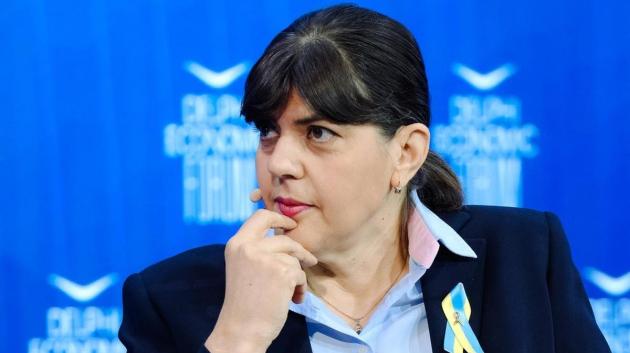 ΚΟΒΕΣΙ ΛΑΟΥΡΑ ΕΙΣΑΓΓΕΛΕΑΣ