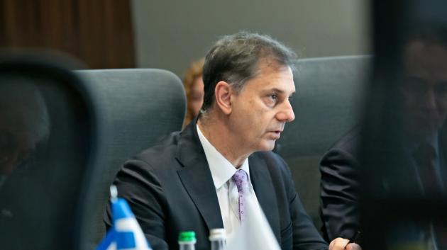 Χάρης Θεοχάρης