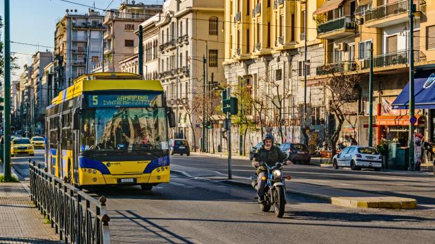 Τρόλεϊ, συγκοινωνίες, μέσα μαζικής μεταφοράς