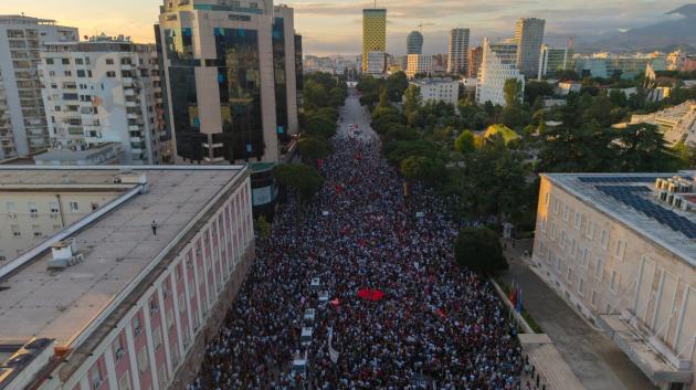 Τίρανα, διαδήλωση
