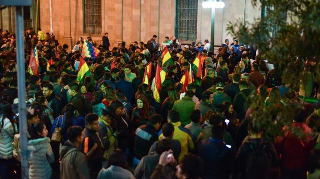 Πλήθος στη Λα Παζ