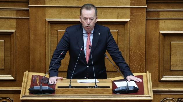 Νίκος Ανδρουλάκης στο βήμα