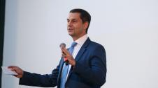 Χάρης Θεοχάρης ομιλία