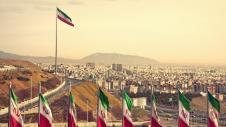Σημαία Ιράν στην Τεχεράνη