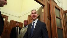 Άνδρας με κοστούμι